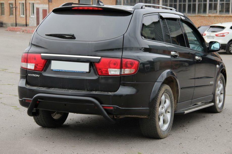 SsangYong Kyron 2005-2014 Barra Trasera AK007 Negra (Acero Inoxidable) Image