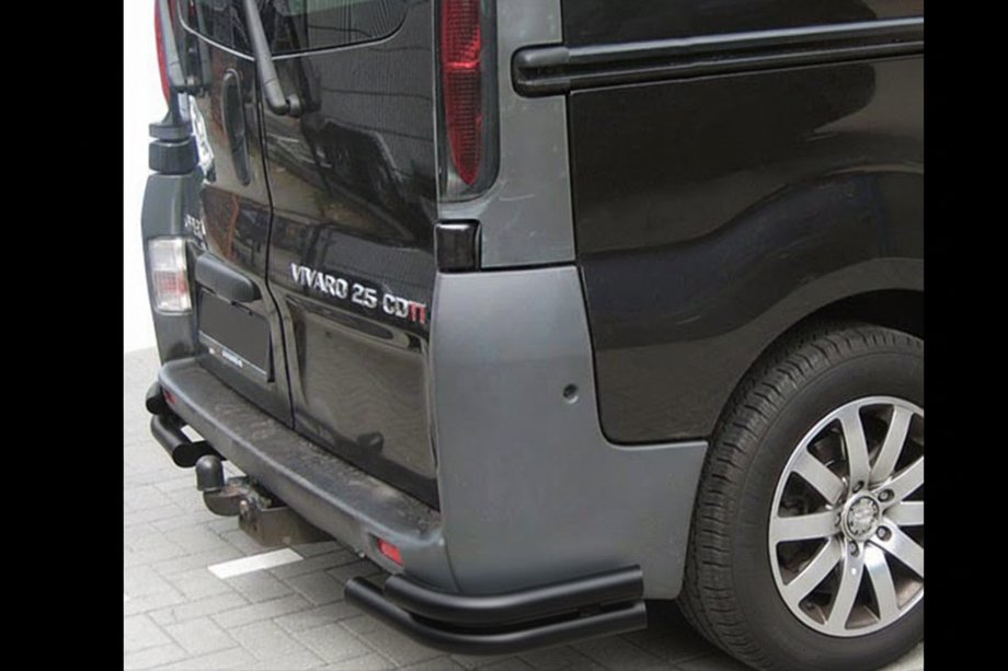 Renault Trafic 2001–2015 Esquinas Traseras AK003-Doble Black (Acero Inoxidable) Foto 3