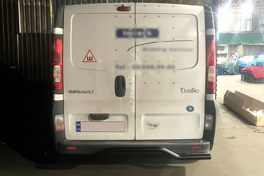 Opel Vivaro 2001–2015 Protector Trasero AK006 Negro (Acero Inoxidable) Foto 4