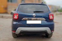 Dacia Duster 2018-2024 Protector Trasero AK007 Negro (Acero Inoxidable) foto 2