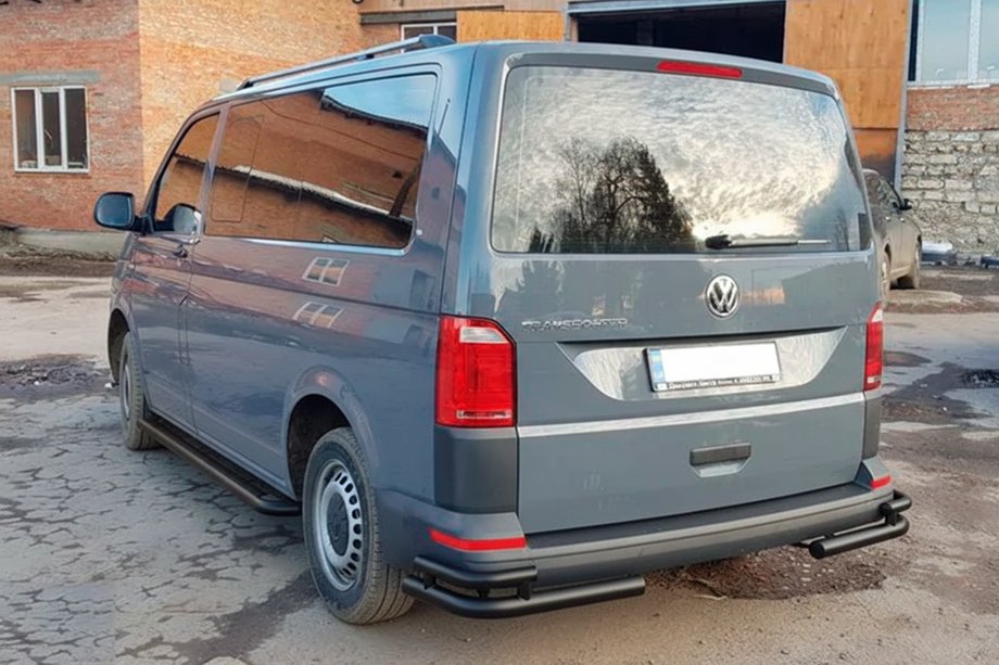 Volkswagen T6 2015-2024 Barras traseras de esquina AK003-Double Black (2 uds., acero inoxidable) Foto 5