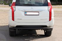 Mitsubishi Pajero Sport 2015- Protector Trasero AK005 Negro (Acero Inoxidable) foto 4