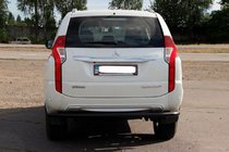 Mitsubishi Pajero Sport 2015- Protector Trasero AK005 Negro (Acero Inoxidable) foto 6