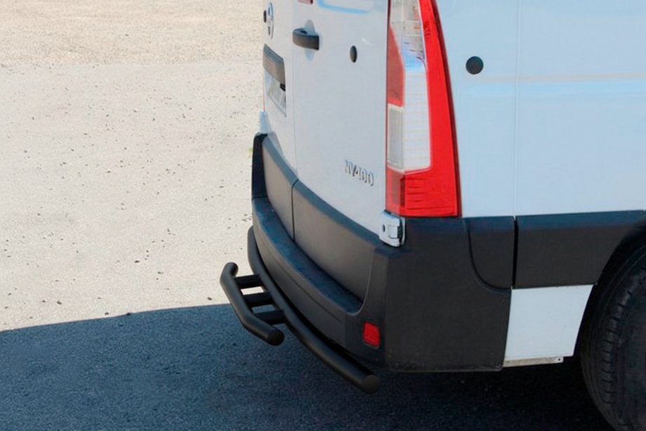 Renault Master 2011-2023 Barra Trasera AK011 Negra (Acero Inoxidable) Image