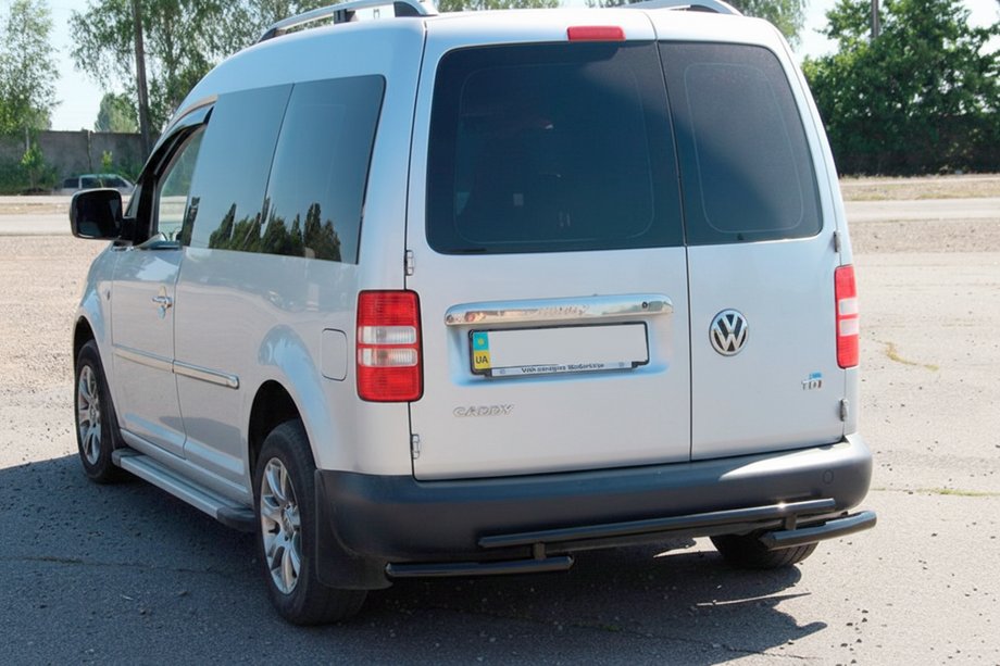 Volkswagen Caddy 2004-2010 Barra Trasera AK003-2 Negra (2 uds, Acero Inoxidable) Foto 3