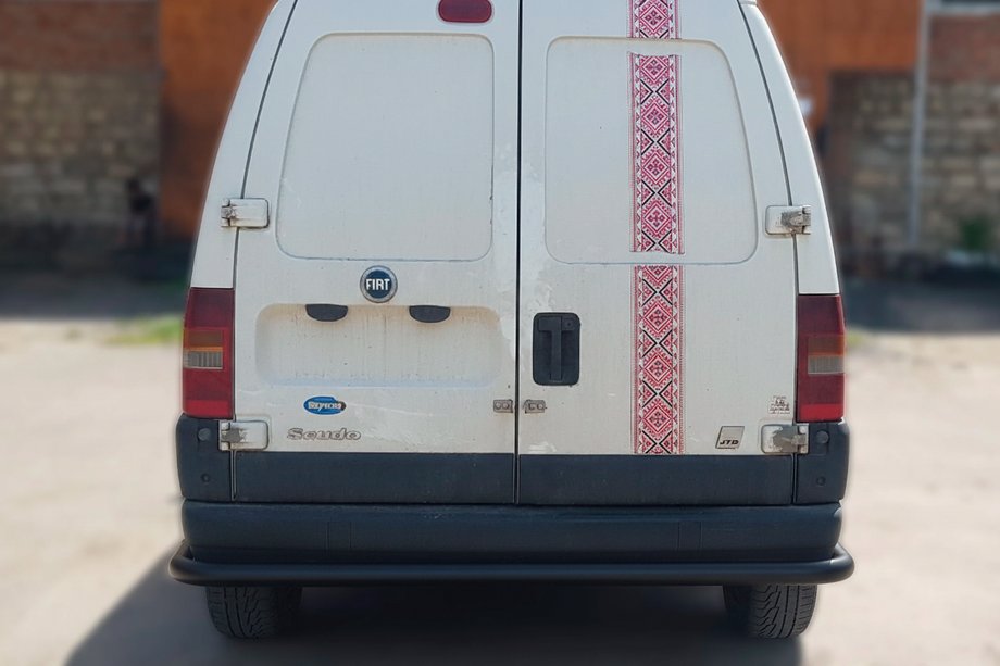 Fiat Scudo 1996-2007 Protector Trasero AK005 Negro (Acero Inoxidable) Image
