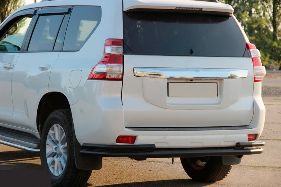 Toyota Land Cruiser Prado 150 2009-2023 Barra Trasera AK005-2 Negra (Acero Inoxidable) Foto 6