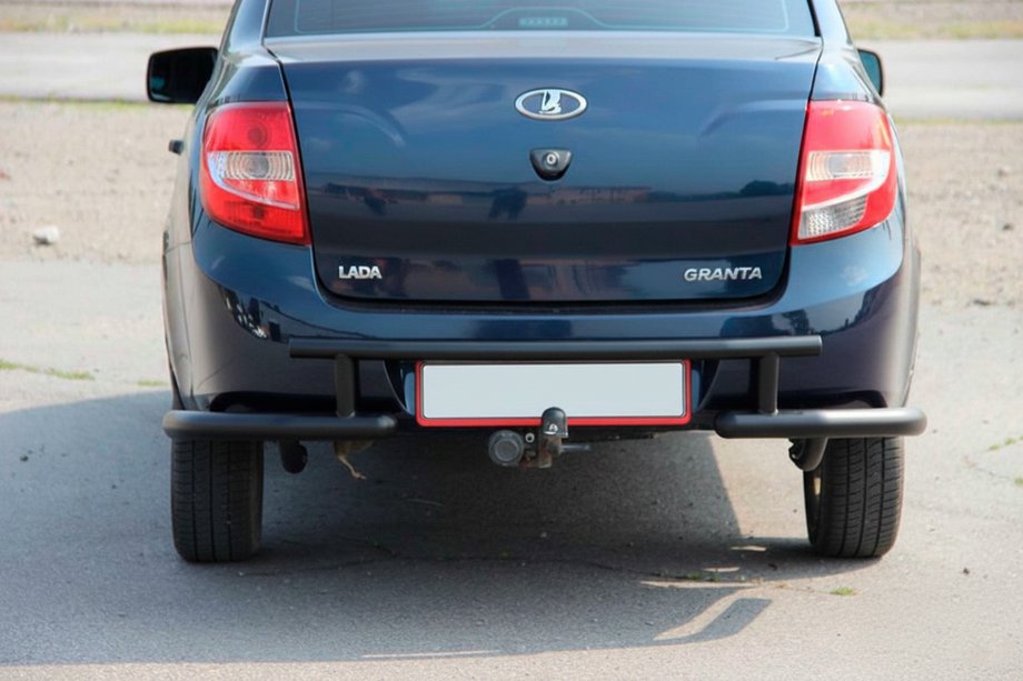 Lada Granta 2011- Barra Trasera AK003-2 Negra Image