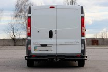Renault Trafic 2001–2015 Protector Trasero AK003-Plus-2 Negro (Acero Inoxidable) foto 2
