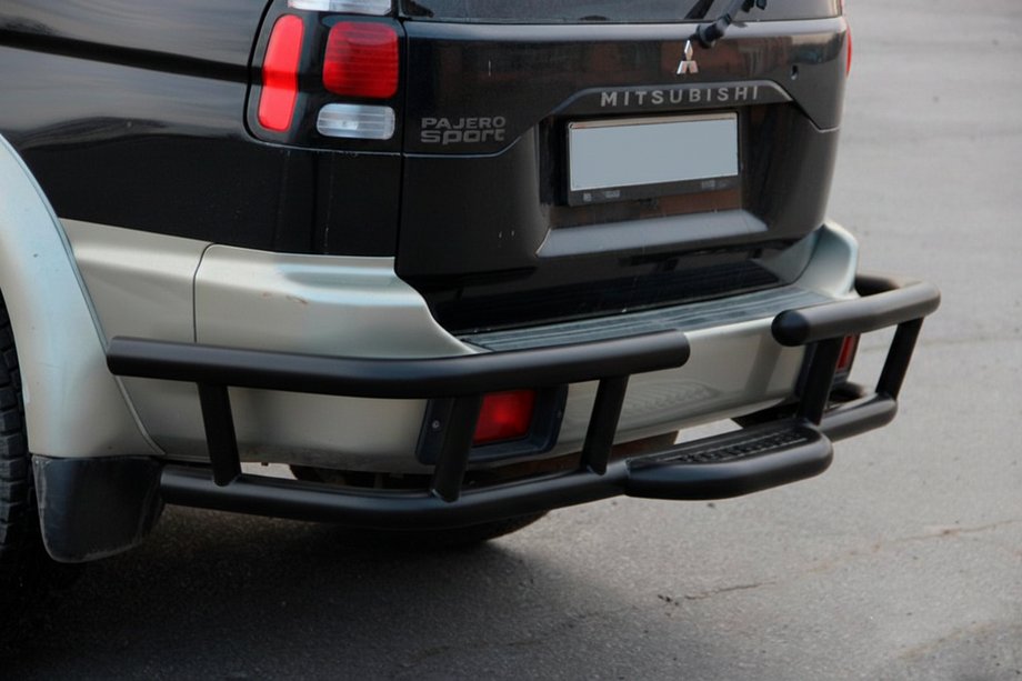 Mitsubishi Pajero Sport 1996-2007 Protector Trasero AK-Special Black (Acero Inoxidable) Foto 5
