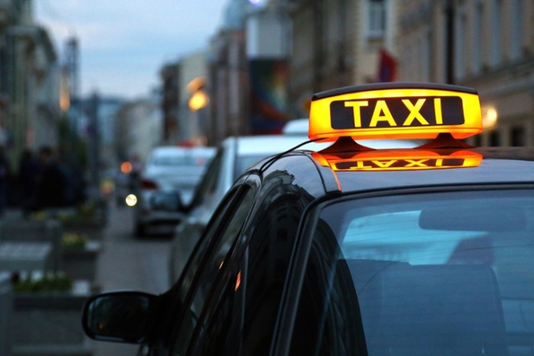 Qué coche es mejor para taxi: modelos top y criterios clave de elección