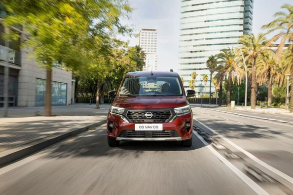 Reseña del Nissan Townstar: Furgoneta compacta práctica para ciudad y familia Foto 3