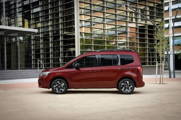 Reseña del Nissan Townstar: Furgoneta compacta práctica para ciudad y familia Foto 2