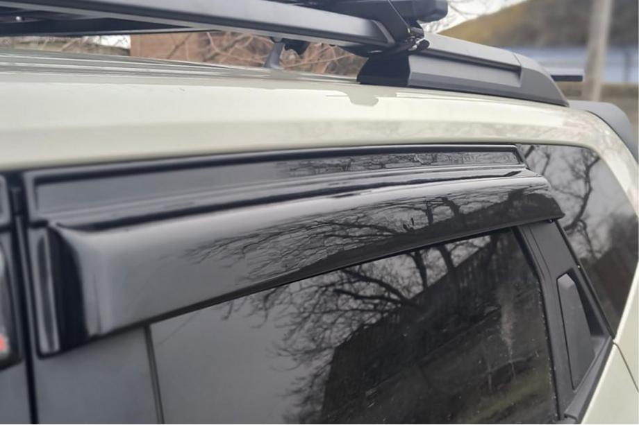 Dacia Duster 2024- Deflectores de ventanilla EuroCap (4 uds.) Foto 3