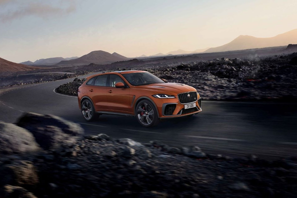Análisis del Jaguar F-Pace SVR: super SUV británico con motor V8 Foto 4