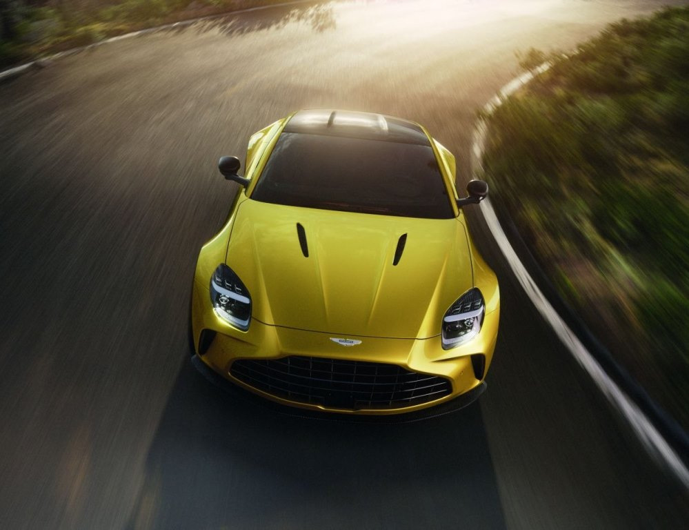 Análisis del deportivo británico Aston Martin Vantage 2025