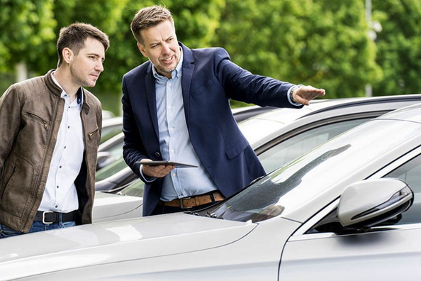 Qué revisar en un coche antes de comprarlo