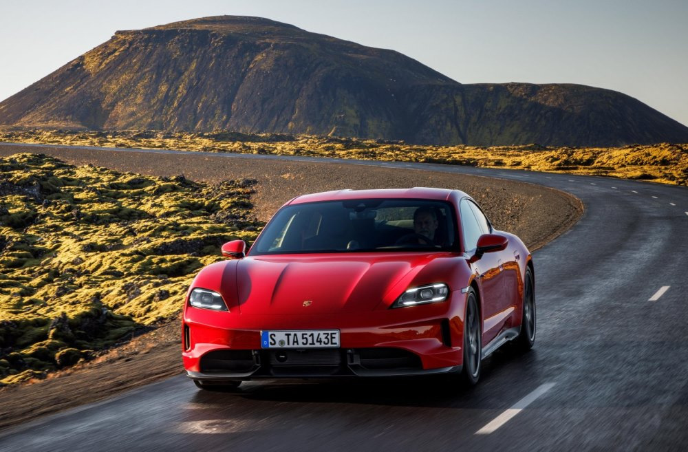 Porsche Taycan GTS (Y1A, 2024): ficha técnica, equipamiento y diseño