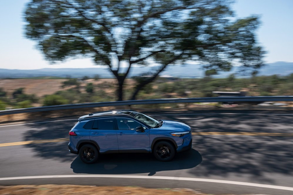 Prueba del Toyota Corolla Cross (restyling 2024): crossover familiar compacto Foto 2