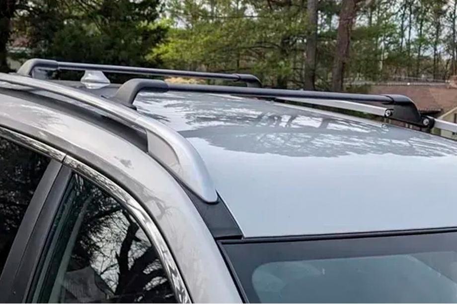 Nissan X-trail T32/Rogue 2014-2021 Barras transversales de baca para rieles de techo OEM (2 uds) Foto 1