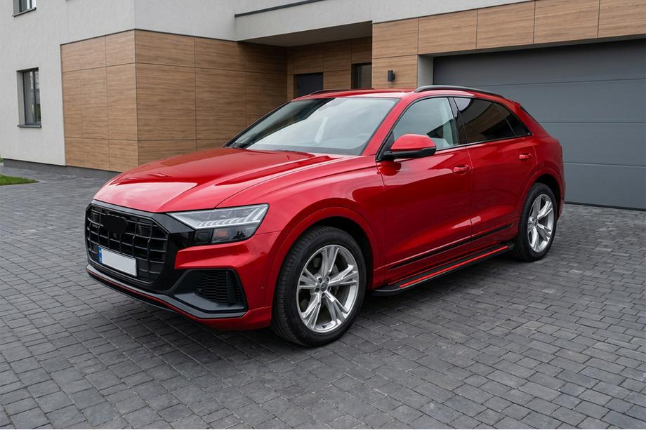 Audi Q8 2018- Estribos laterales Maya Red (2 uds., Aluminio) Image
