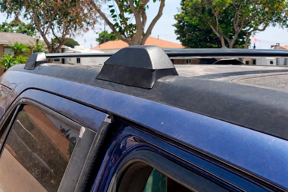 Honda CRV 2001-2006 Barras transversales OEM para puntos de fijación de fábrica, con cerradura (2 uds.) Foto 1