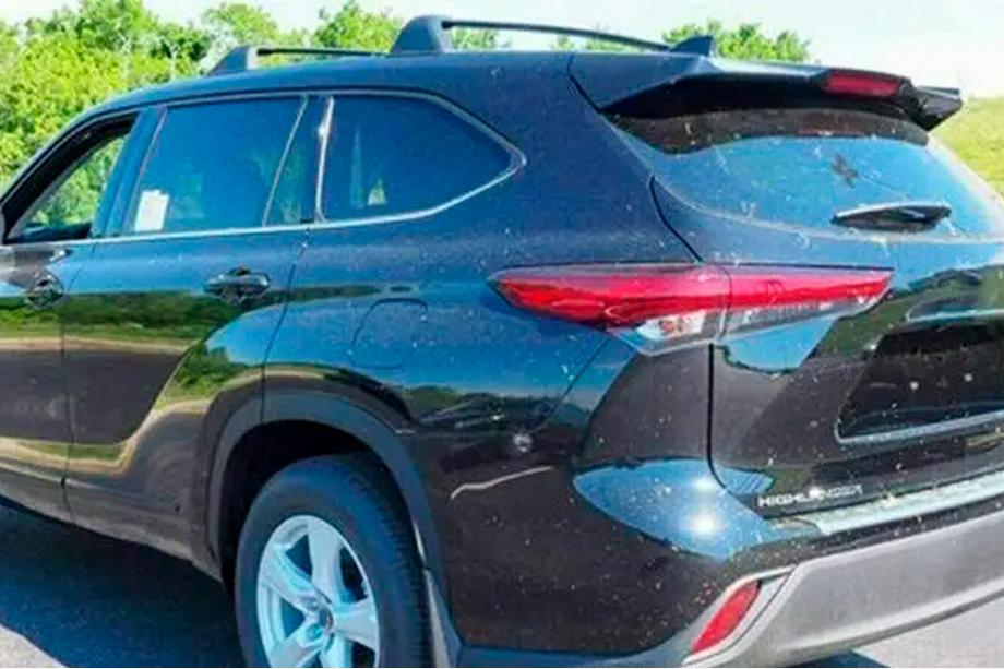 Toyota Highlander 2019- Barras transversales OEM para puntos de fijación de fábrica, con cerradura (2 uds.) Foto 1