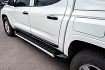 Mitsubishi L200 2024- Estribos laterales HARMS (2 uds) foto 2