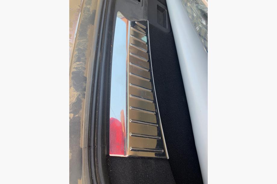 Ford Kuga/Escape 2013-2019 Protector de umbral de maletero 2013-2016 (2 piezas, acero inoxidable) Foto 4