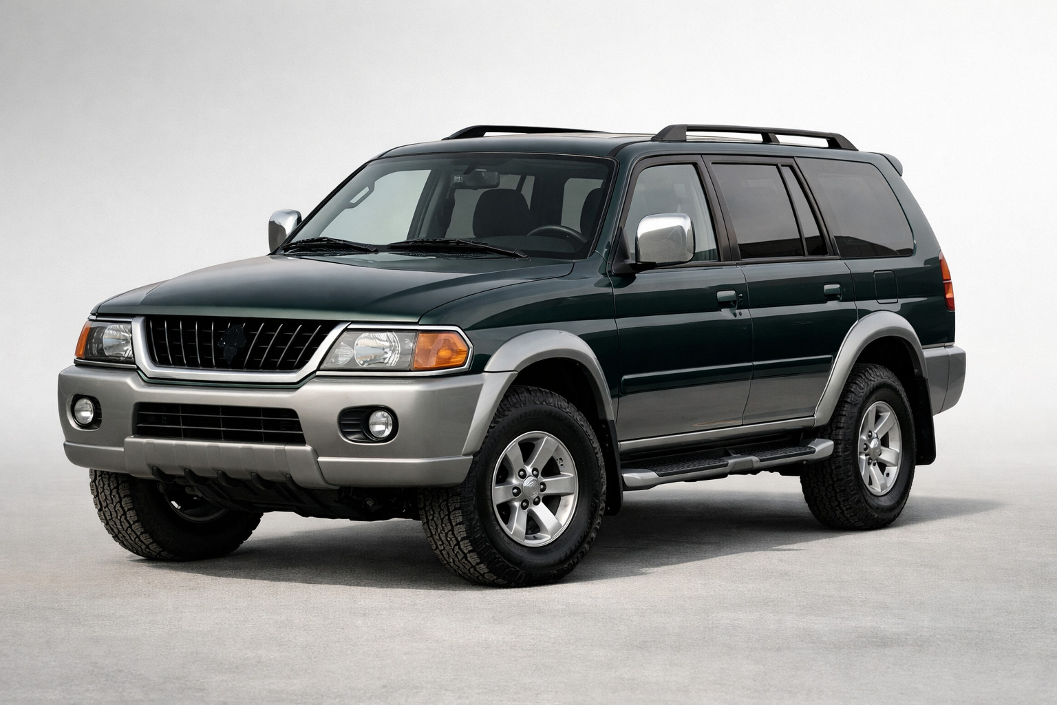 Análisis del Mitsubishi Pajero Sport 1996-2007: viejo todoterreno de chasis, sin adornos