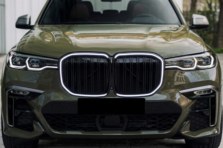 BMW X7 G07 2019- Parrillas tipo riñón M-Look LED (2019-2022, negro brillo) Foto 3