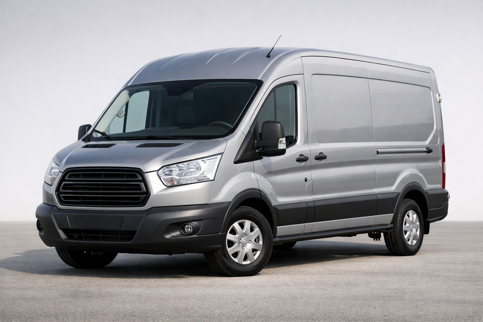 Ford Transit 2014–: análisis de una furgoneta moderna para negocio y viajes