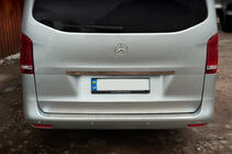 Mercedes Vito/V-class W447 2014- Moldura ancha de acero inoxidable sobre la matrícula foto 4