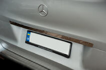 Mercedes Vito/V-class W447 2014- Moldura ancha de acero inoxidable sobre la matrícula foto 2