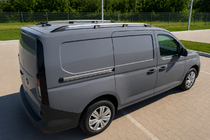 Volkswagen Caddy 2020- Barras longitudinales de techo cromadas (diseño turco) foto 4