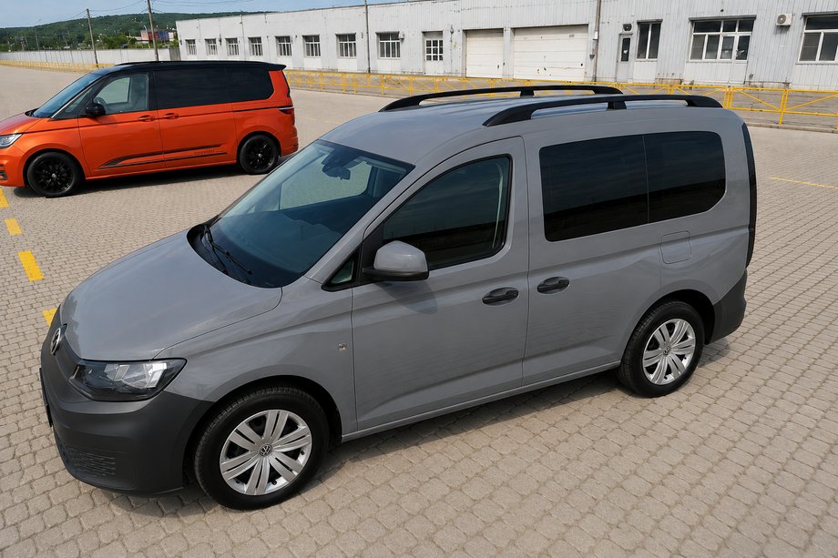Ford Connect 2021- Rieles de techo negros (diseño turco) Foto 4