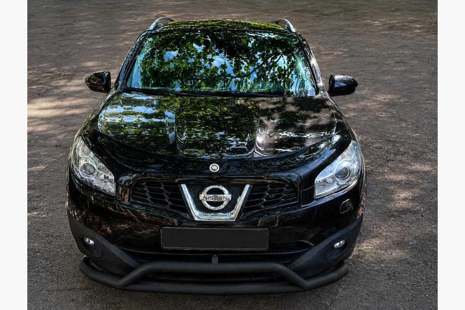 Nissan Qashqai 2010-2014 Barra de protección delantera Black (acero inoxidable) Foto 1