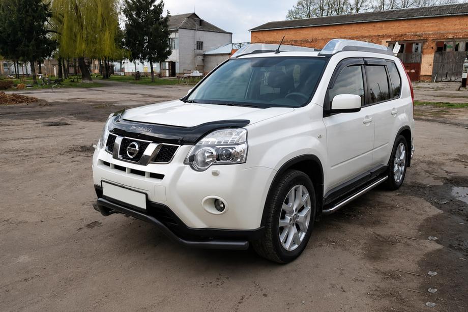 Nissan X-trail T31 2007-2014 Defensa delantera ST007 Black (acero inoxidable) Foto 3