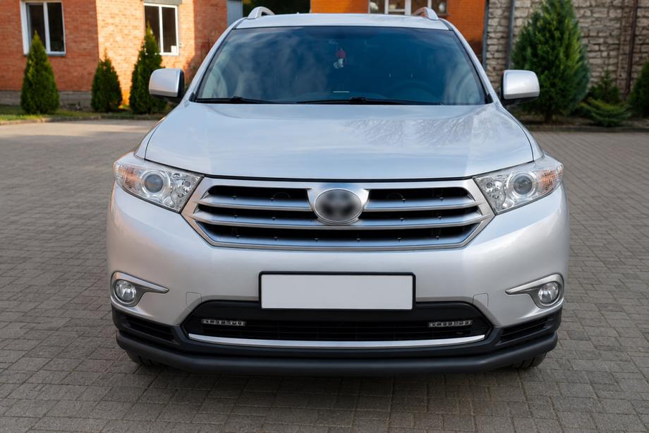 Toyota Highlander 2008-2013 Defensa delantera ST008 Black (2010-2013, acero inoxidable) Foto 2