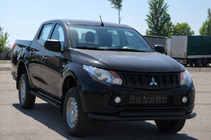 Mitsubishi L200 2015-2024 Defensa delantera ST014 Black (acero inoxidable) foto 3