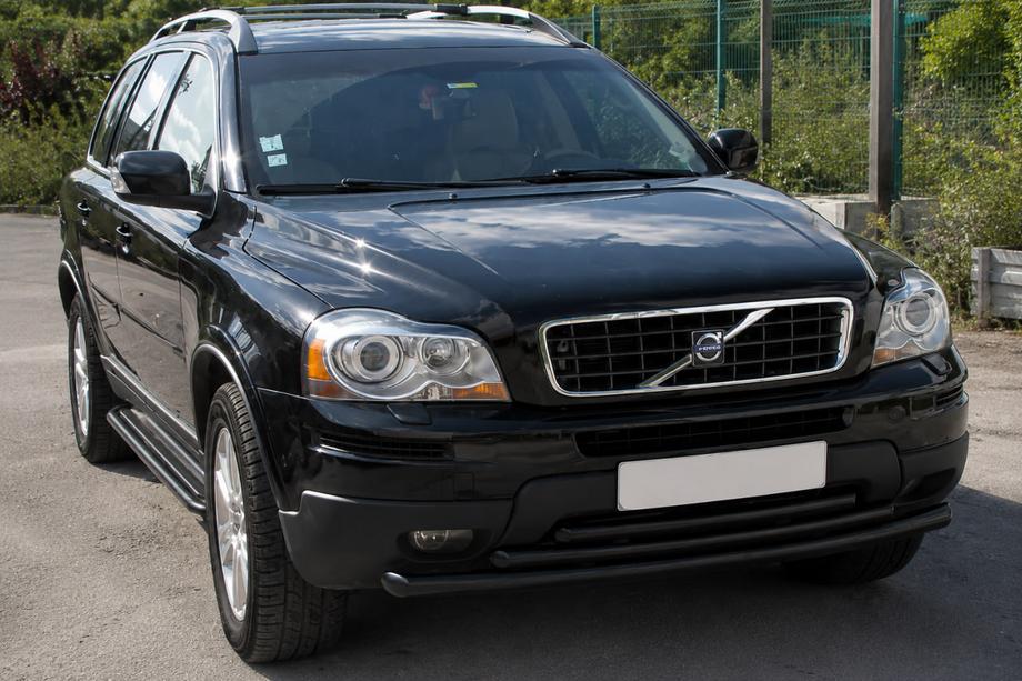 Volvo XC90 2002-2014 Defensa delantera ST014-2 Black (acero inoxidable) Foto 3
