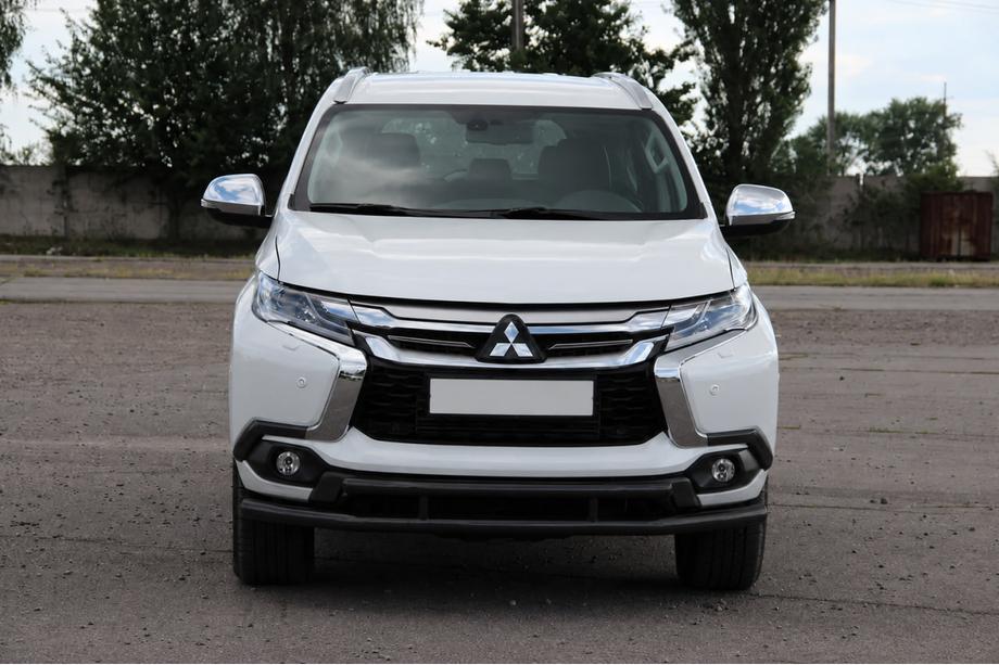 Mitsubishi Pajero Sport 2015- Defensa delantera ST016 Black (acero inoxidable) Foto 3