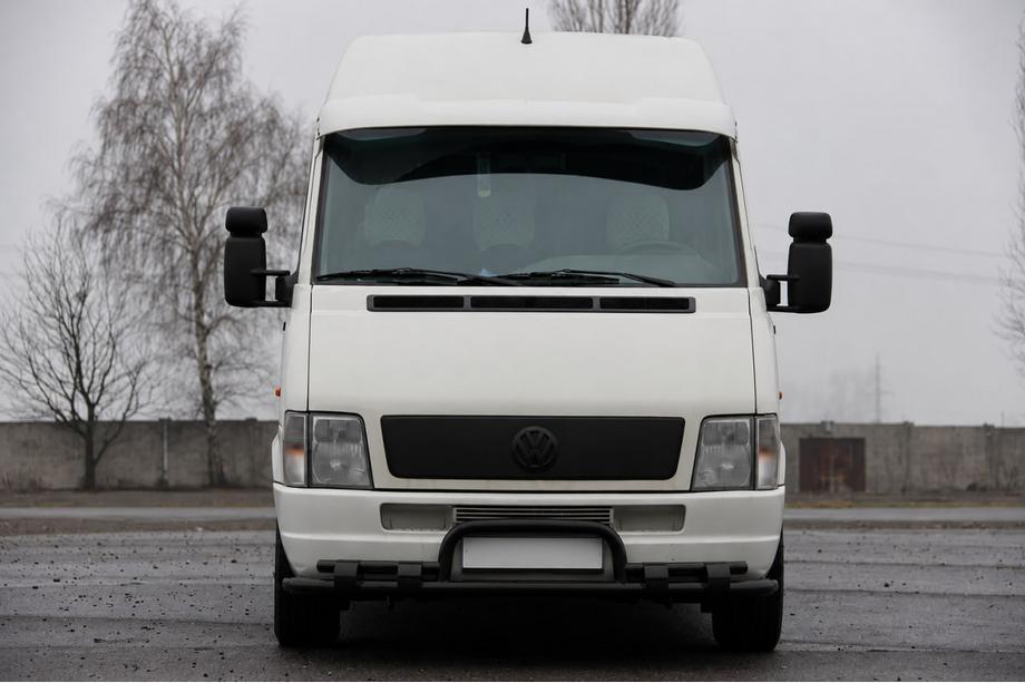 Volkswagen LT 1995-2006 Defensa delantera ST020 Black (acero inoxidable) Image