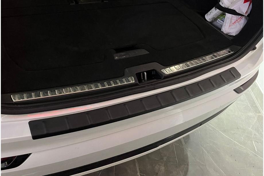 Volvo XC90 2015- Protector de Parachoques Trasero EuroCap (ABS) Foto 1