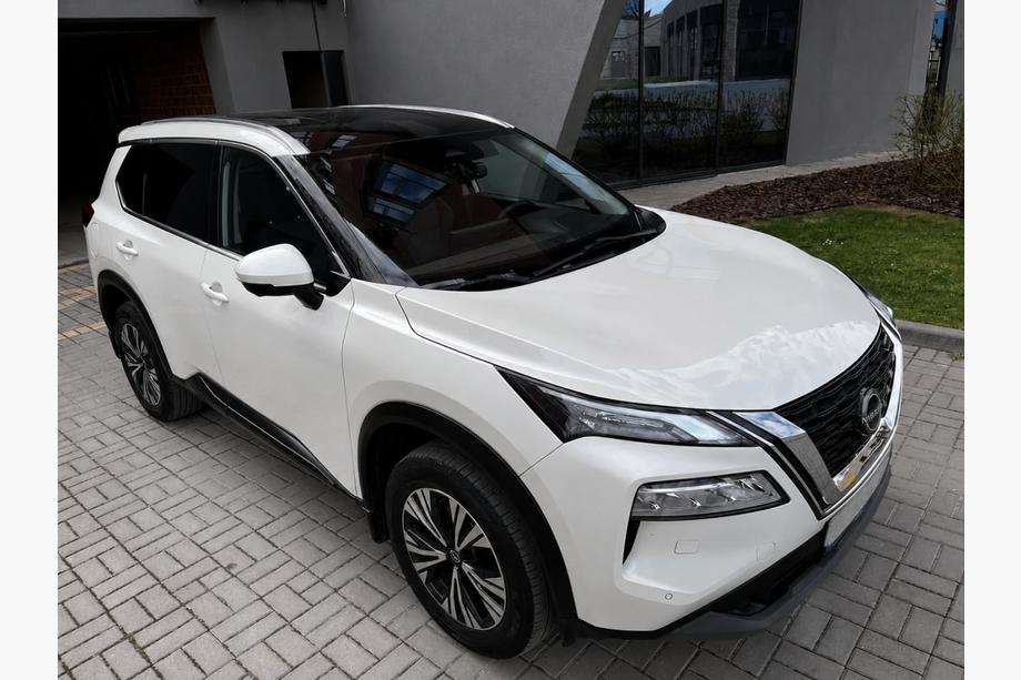 Nissan X-trail T33/Rogue 2022- Barras longitudinales de techo integradas grises OEM (aluminio, montaje atornillado) Foto 3