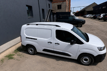 Citroen Berlingo/Multispace 2018- Rieles de techo negros (diseño turco) Estándar, pies de plástico foto 1