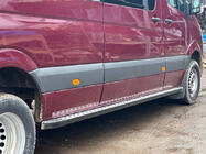 Mercedes Sprinter W906 2006–2018 Estribos Laterales DOT-Line (2 uds., Aluminio) foto 10