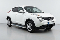 Nissan Juke 2010-2019 Estribos Laterales Allmond White (2 uds., Aluminio) foto 1