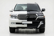 Toyota Land Cruiser 200 estilo 2021 Executive: cómo hacer que un LC200 viejo parezca el último restyling foto 1