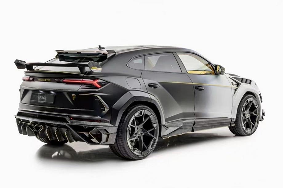 Lamborghini Urus 2018- Kit de carrocería MNSR DRY Carbon con sistema de escape (para 2018-2022) Foto 3